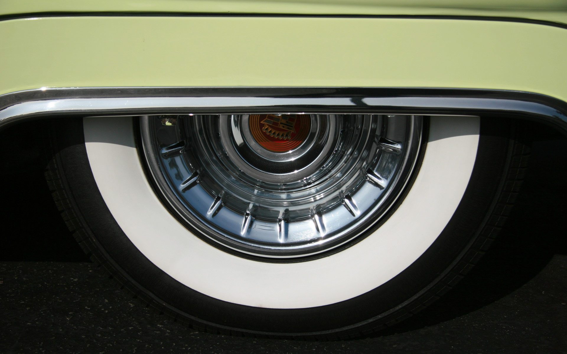 Standout Image - Retro car wheel